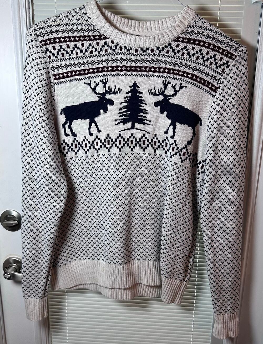 St Johns Bay Sweater Mens Medium Christmas Holiday Sweater Blue Reindeer Winter